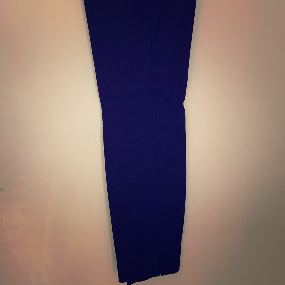 H&M stretch pant with tapered ankle..
